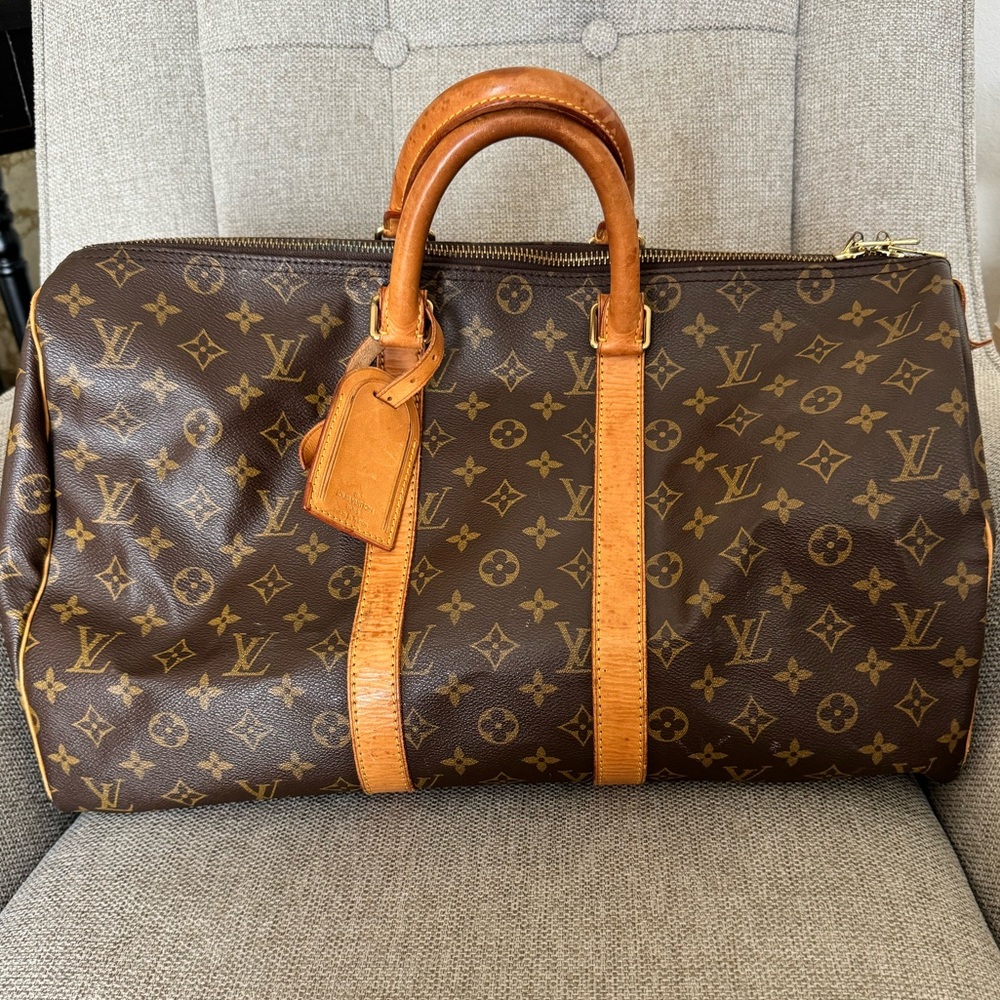 Louis Vuitton Duffel: Keepall 45